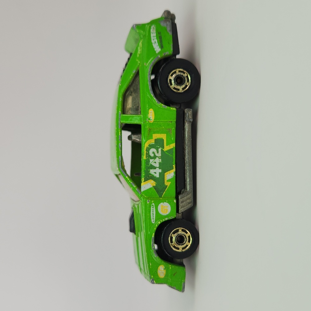 1978 Hot Wheels FLAT OUT 442, 1:64 Scale Die-cast